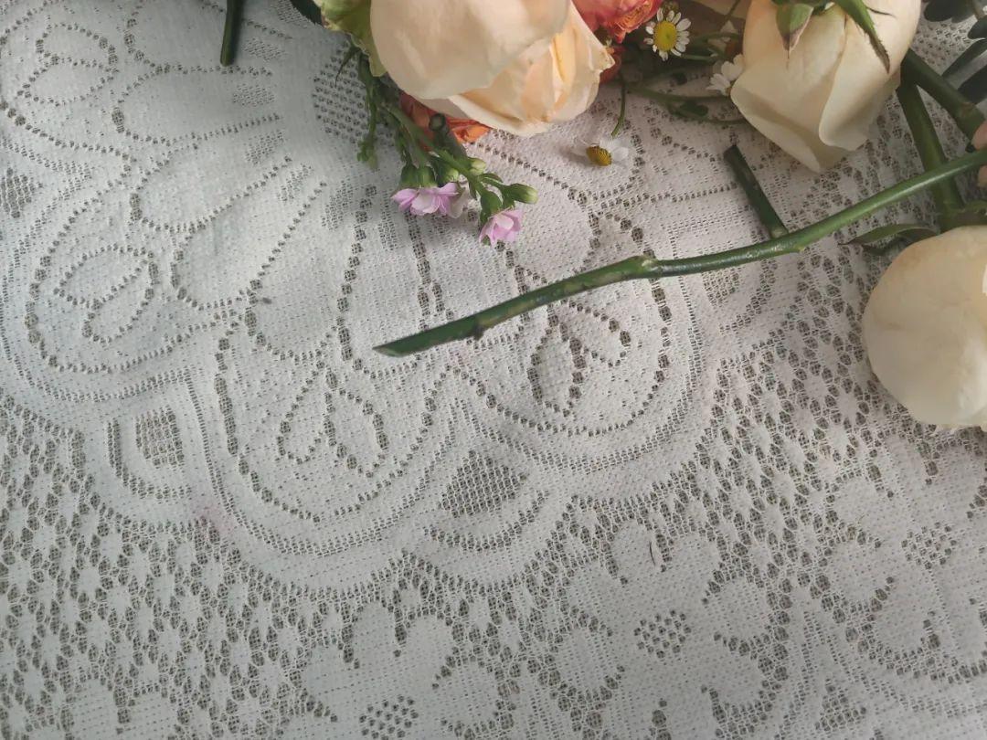 How to keep flowers alive longer