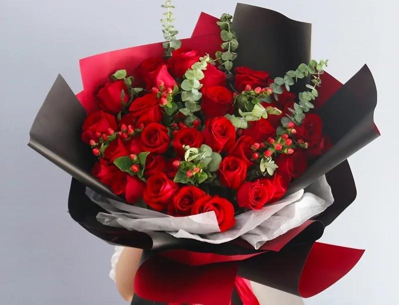 What color roses for birthday