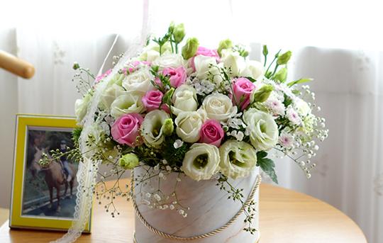How long can roses last without water